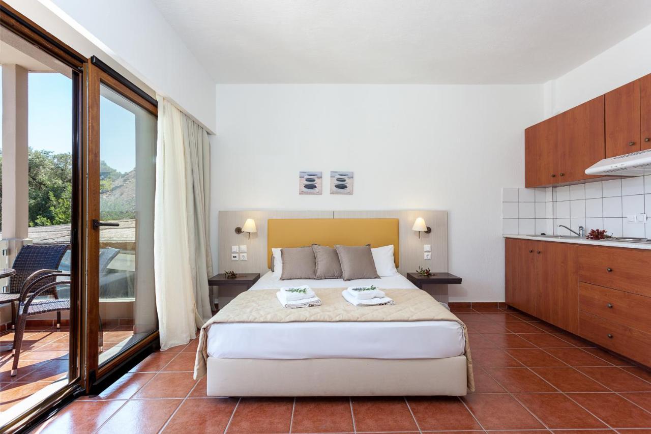 The Ionisi Panormos (Skopelos) Exterior photo